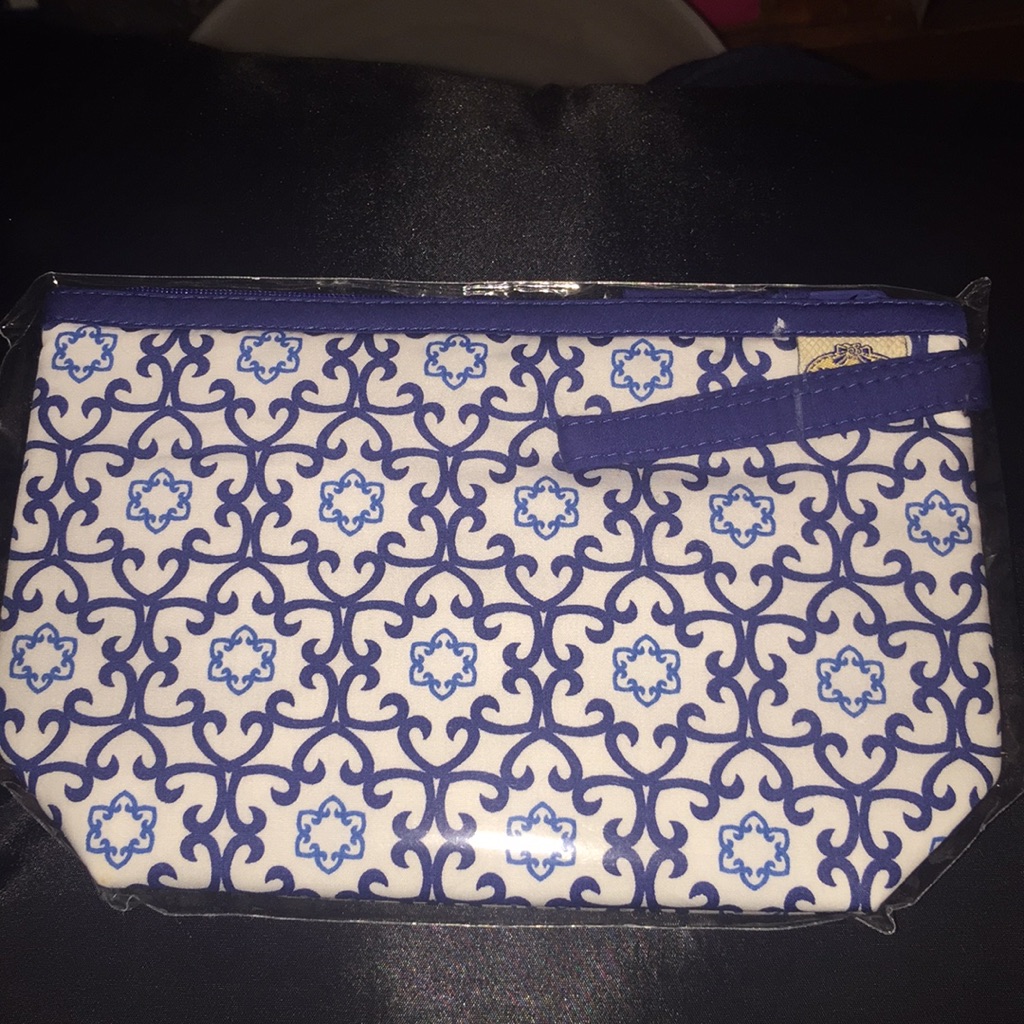 Brand New Naraya Cosmetics Bag